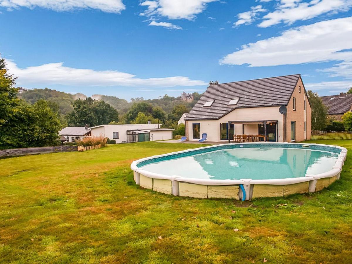 Splendid Villa In Sart Jalhay With Swimming Pool Nivezé Habitación foto